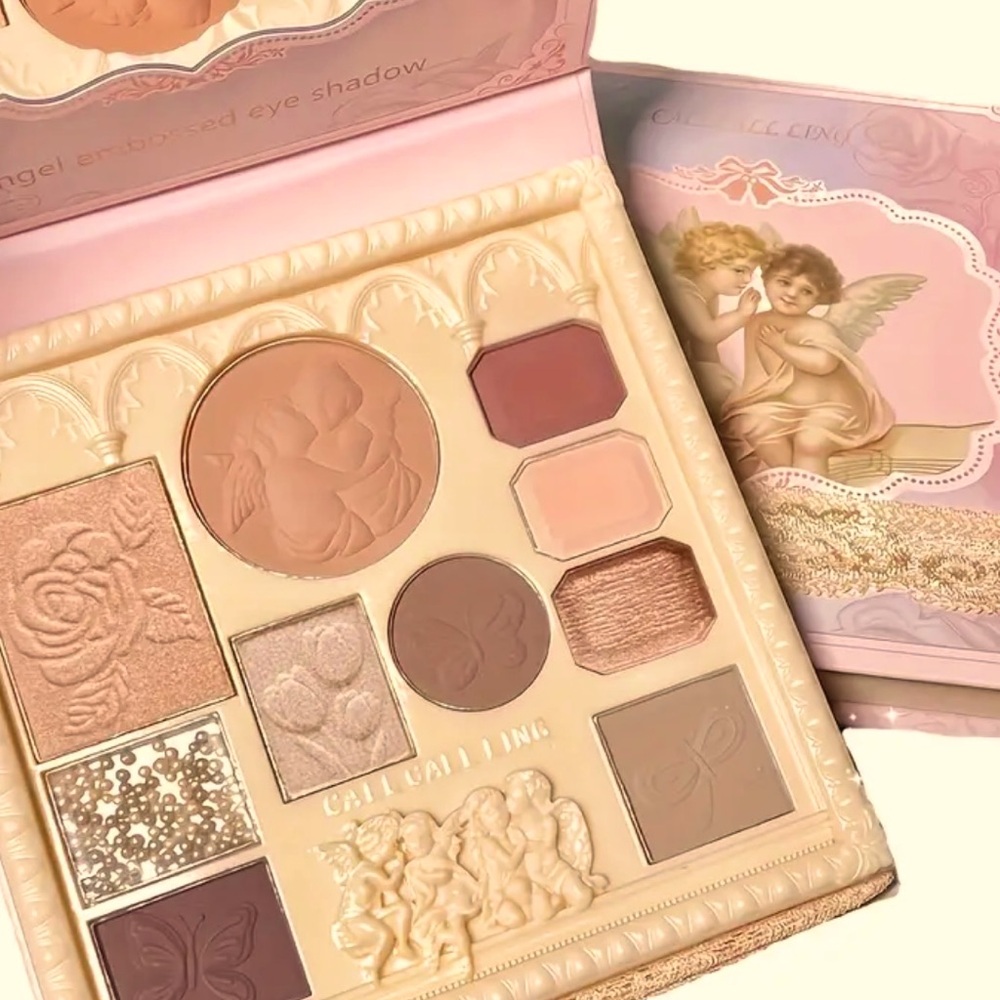 Angel Embossed Eyeshadow Palette